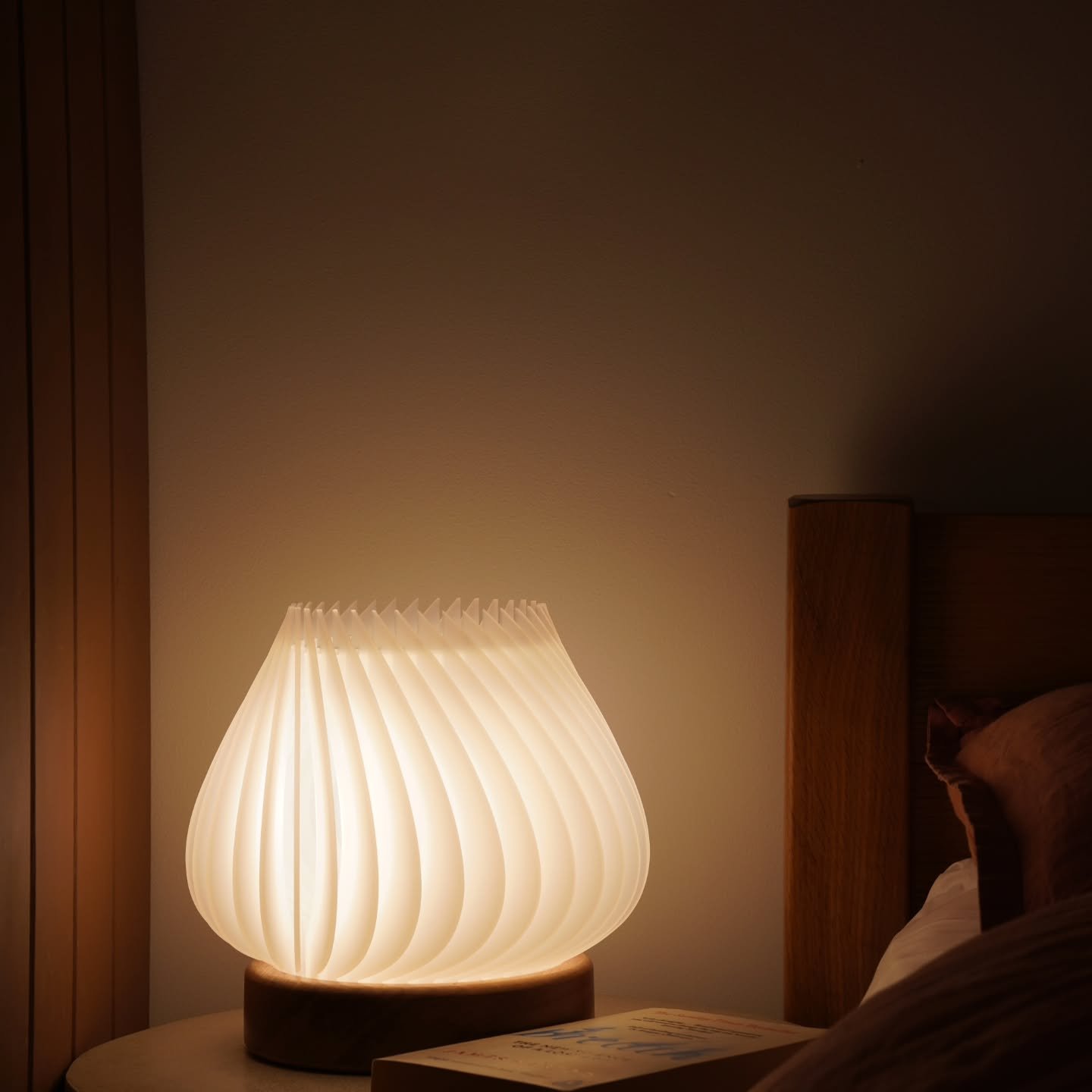 Soft light for slow evenings.

#lamp #productdesign #lightingdesign #lighting #interiordesign