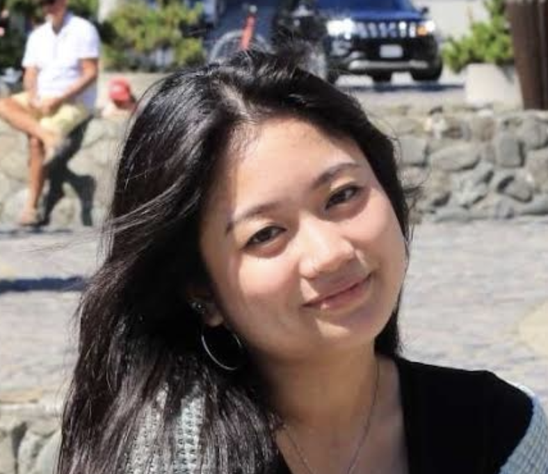 Head shot of Coach Kayla figure skating coach in Austin, TX with Skate VIDA