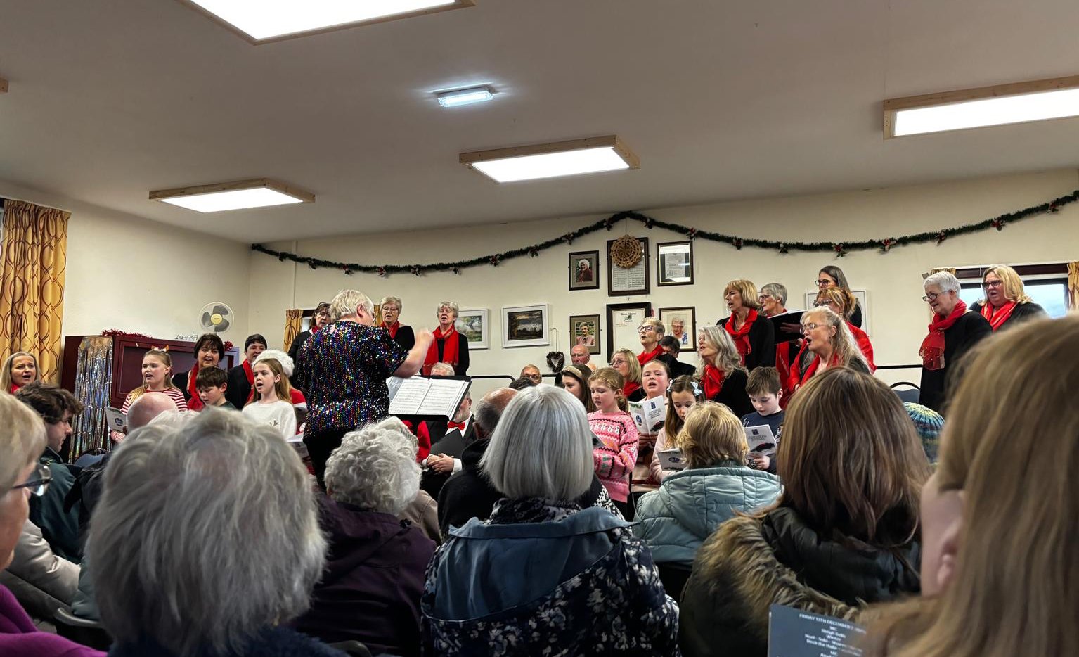 Choir xmas 2024 2.jpeg