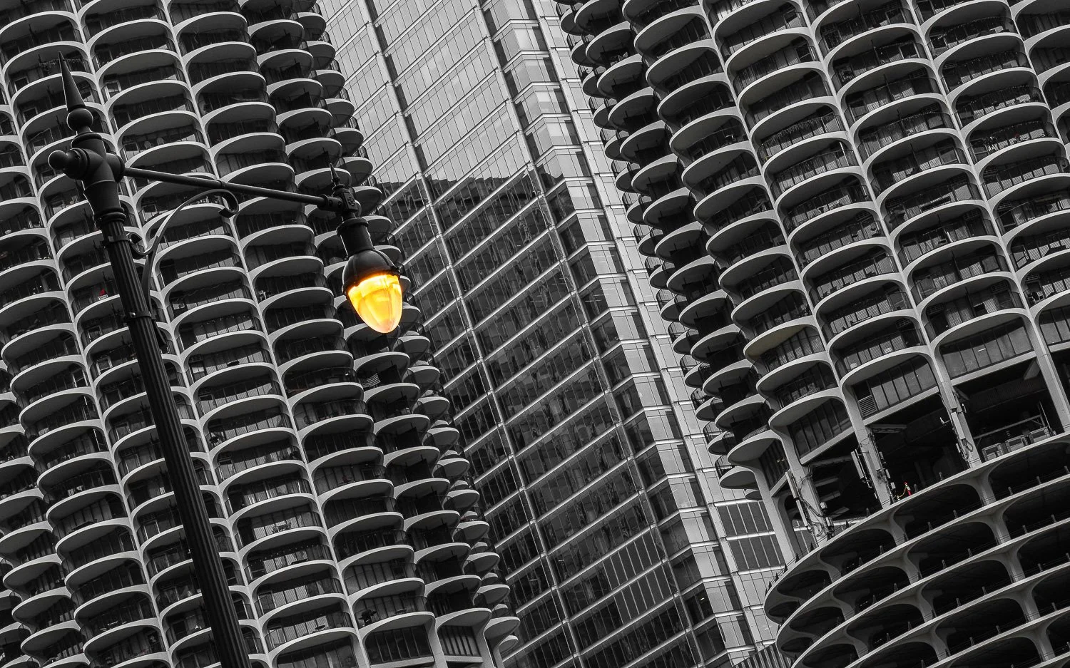 Über den Punkt und seine Macht im Bild