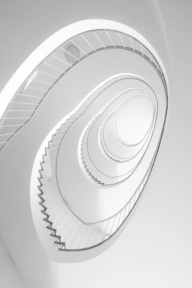 Shiroi uzu - 白い渦 - Weißer Wirbel