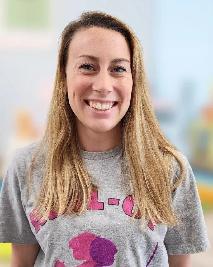 Meet Sarah&hellip;she&rsquo;s amazing with kids. She can turn any hallway into an obstacle course and loves watching kids try something new. The whole team at Abil-OT is so warm and fun.

Meet the team: http://abilotkidstherapy.com/staff-bios

#MeetT