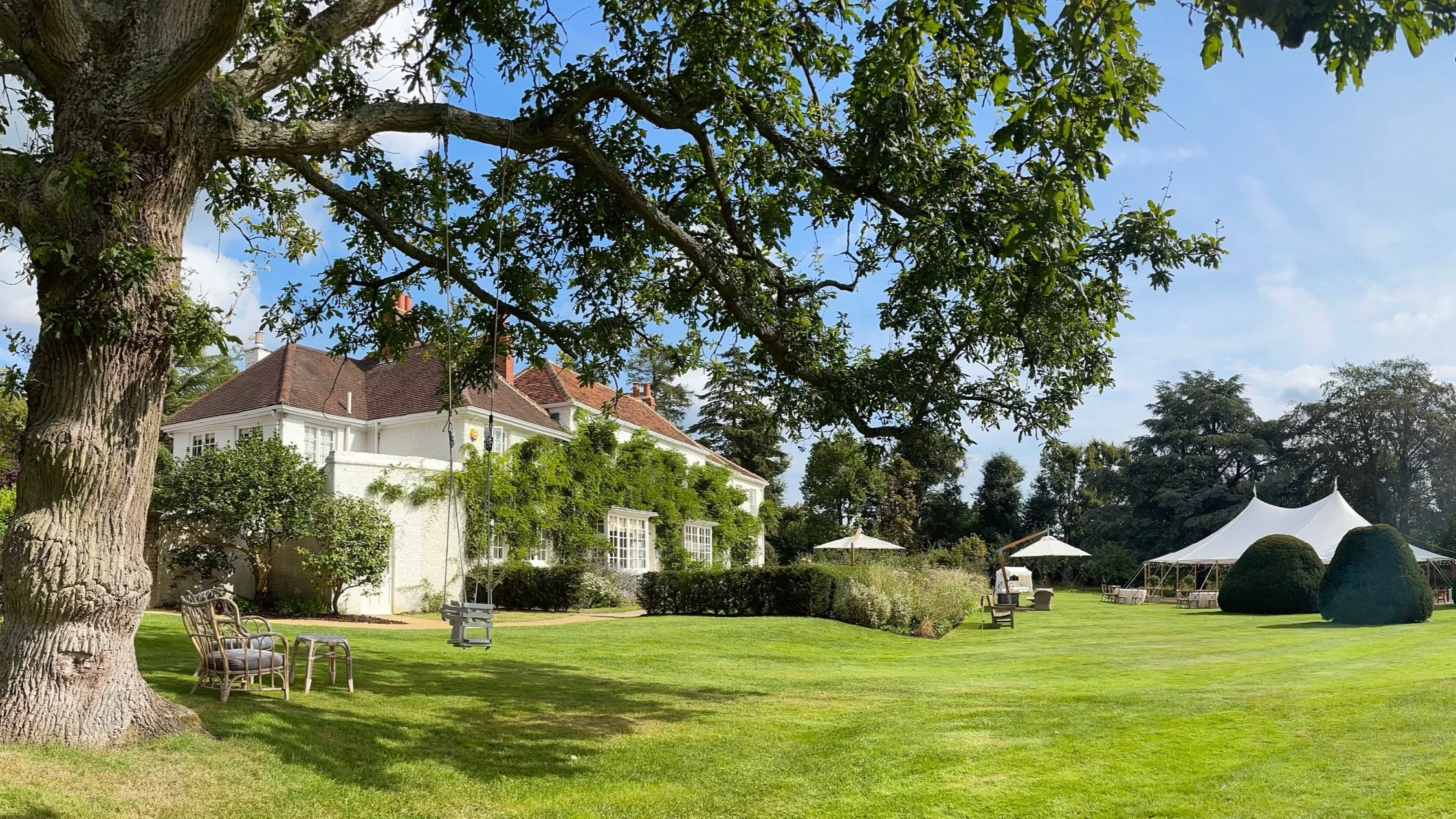 Gardens+and+Marquee.jpg