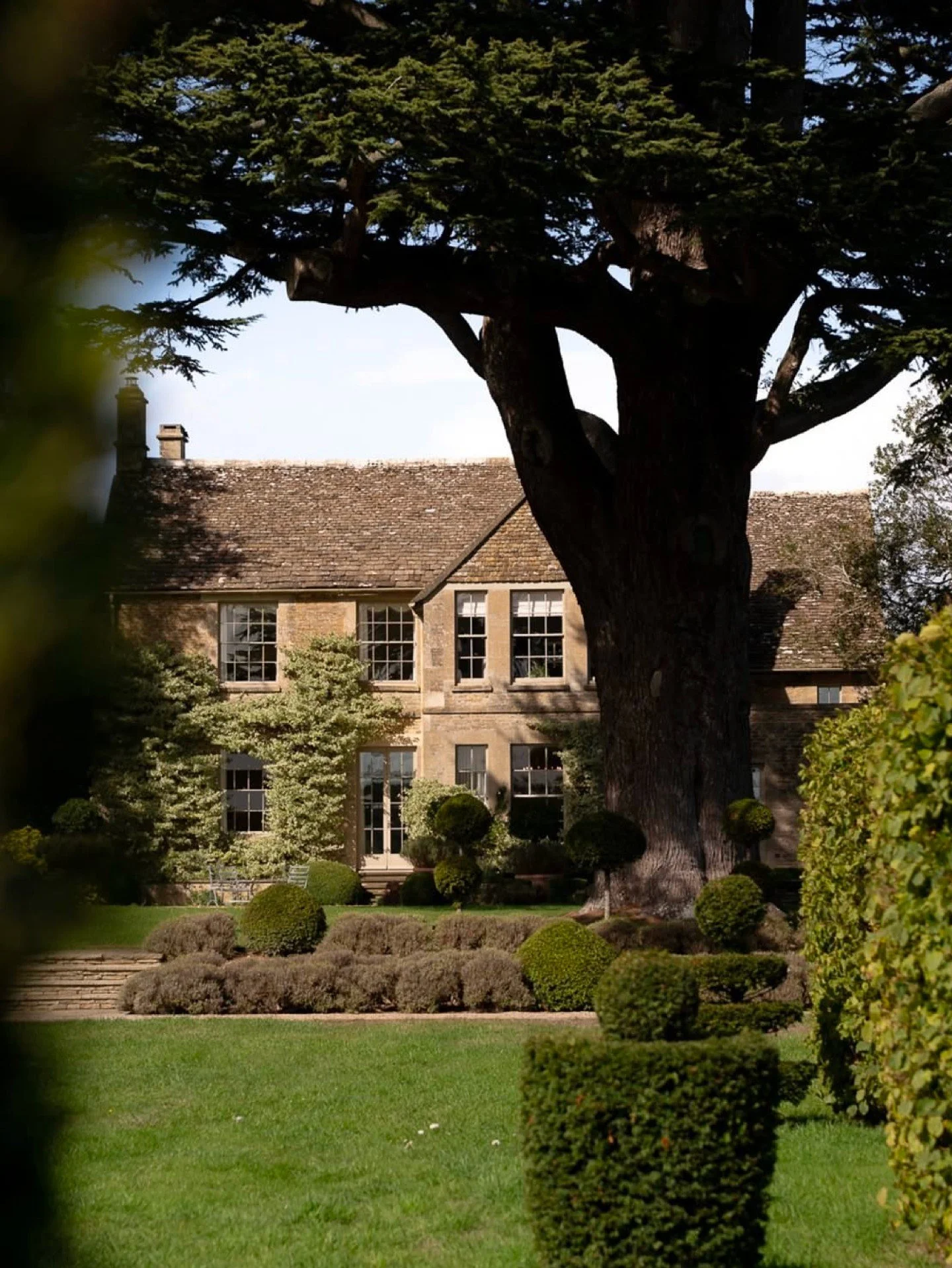 Why Thyme?

Because the setting plays a fundamental role in the work.

Thyme is a historic estate in the Cotswolds - a place where time slows, the senses reset, and everything, from the beautifully considered rooms to the Meadow Spa and farm-to-table