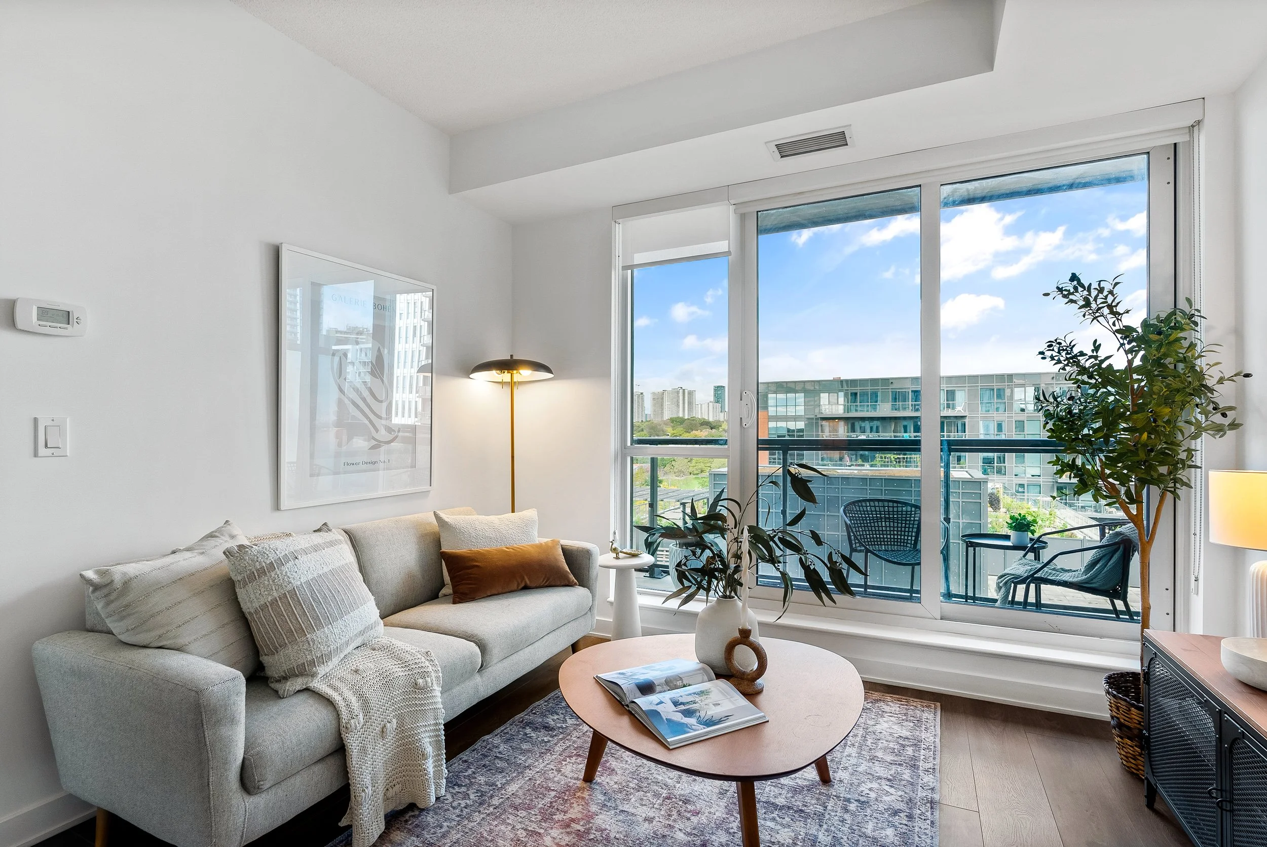 SilverHouseHD-Toronto-Real-Estate-Photography-05386.jpg