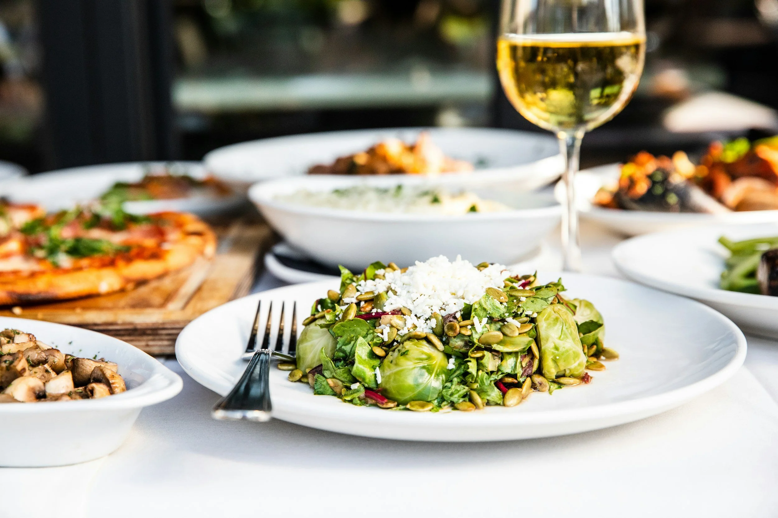 dating profile picture