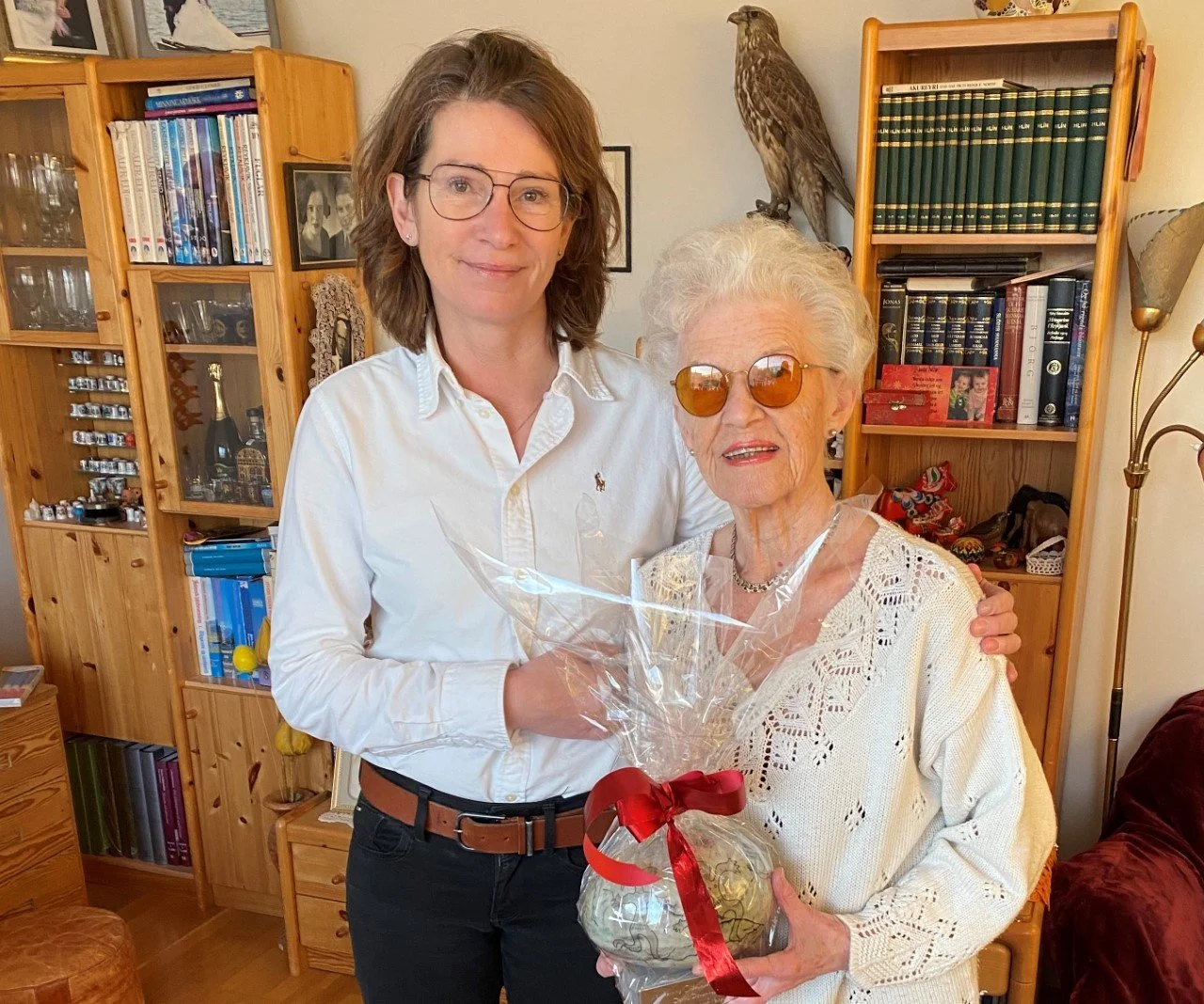 Fjöreggið hlaut níræð kona sem heimsækir aldraða