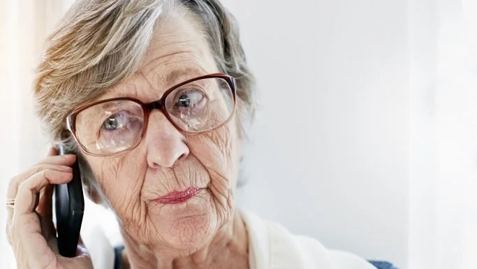 Vertu símavinur! Símaspjall við eldri borgara.
