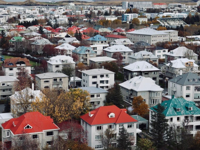 Sveitarfélögin haldi hækkun fasteignagjalda undir 2,5%