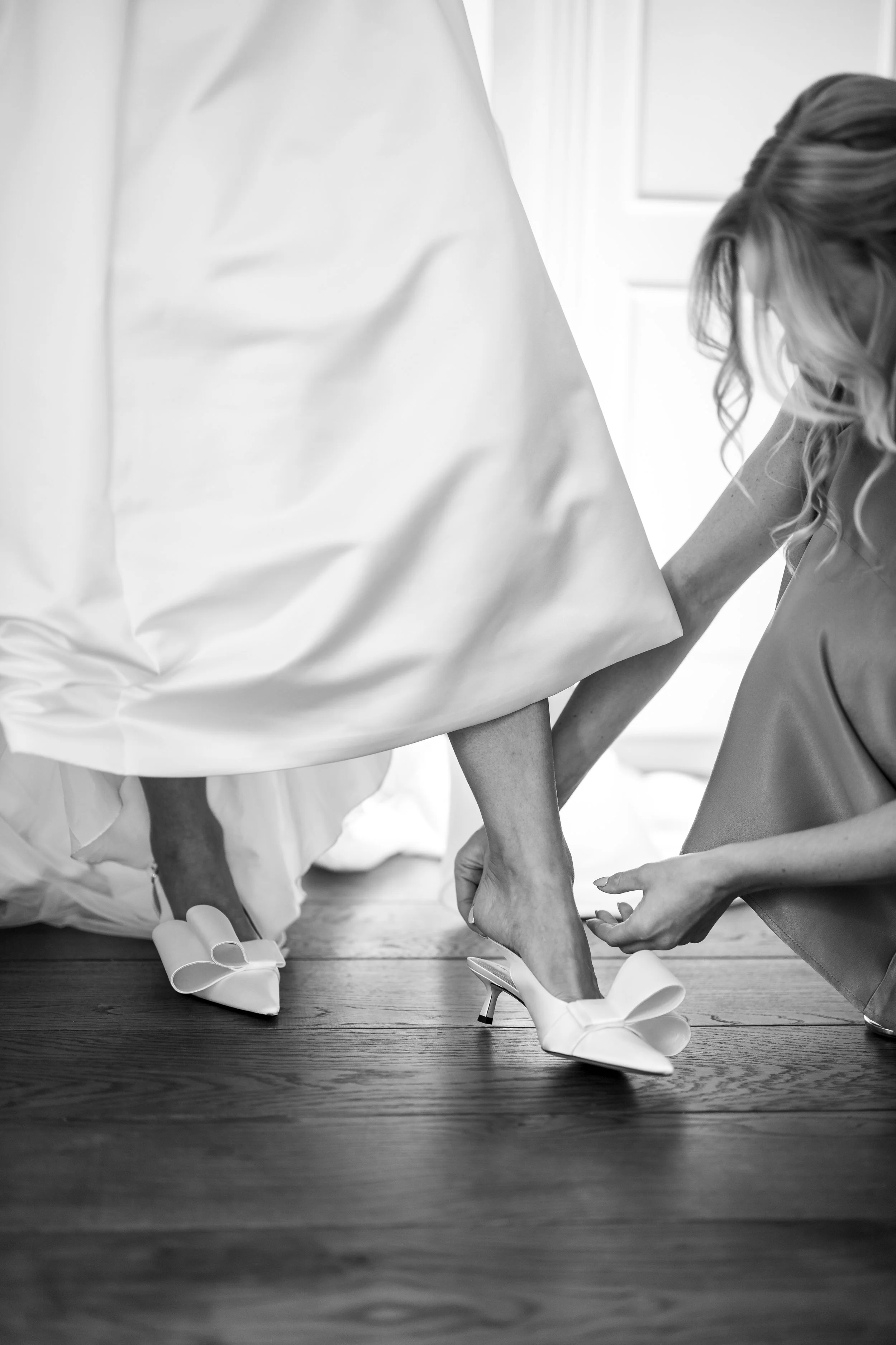 Mr and Mrs Strudwick Sneak Peaks-7.jpg