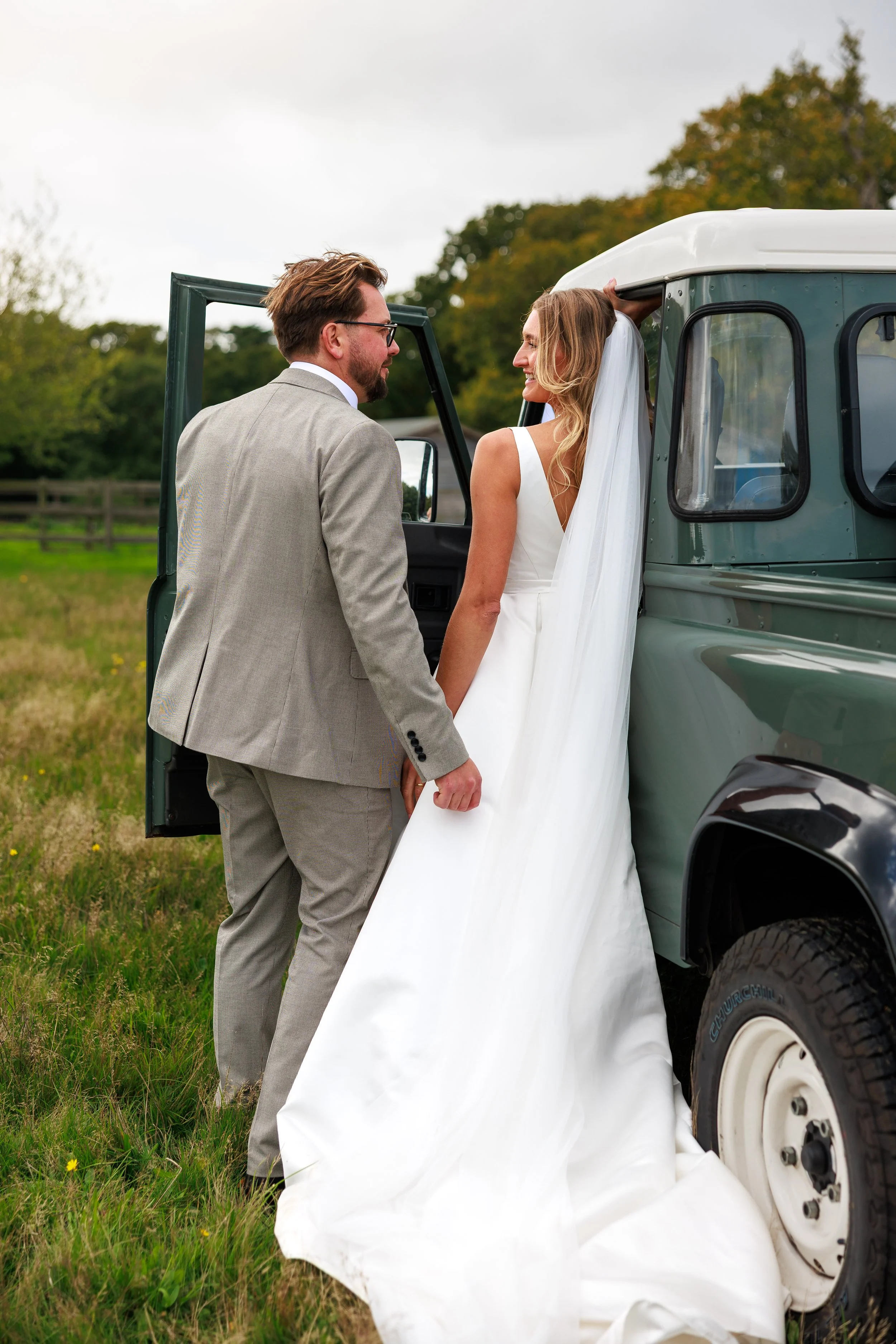 Mr and Mrs Strudwick Sneak Peaks-1-2.jpg