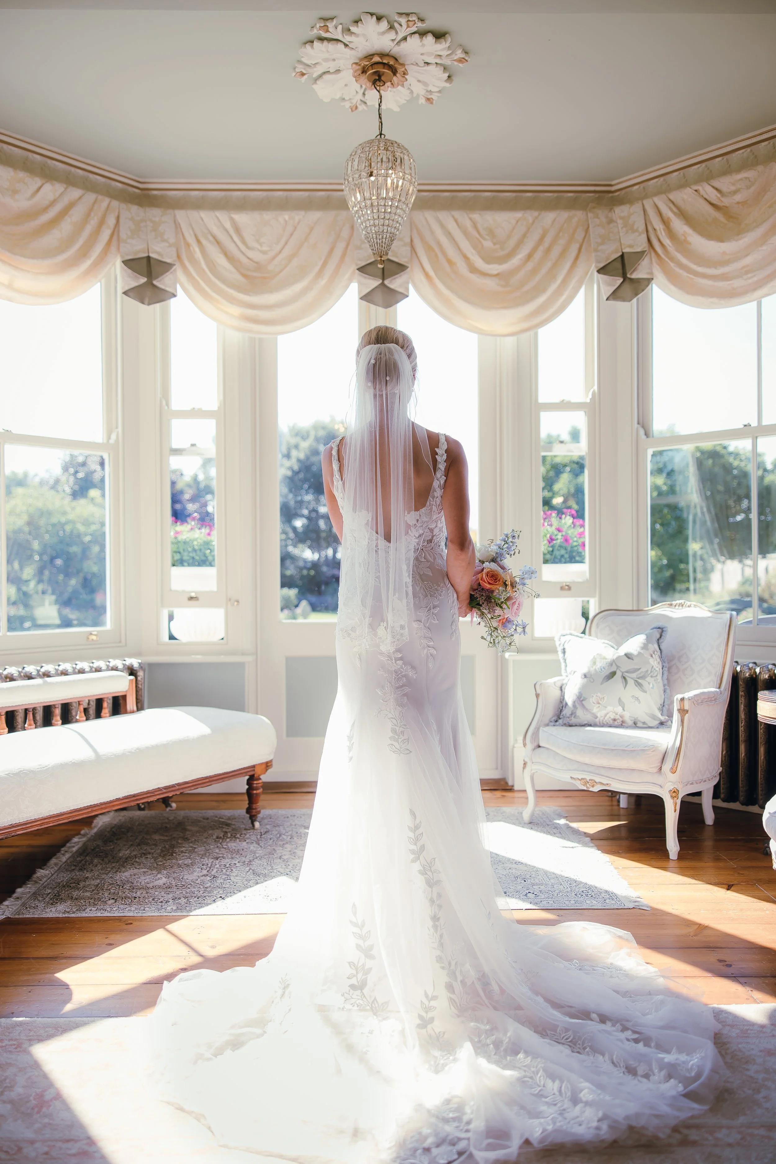 Mr and Mrs Layland Sneak Peaks-6.jpg