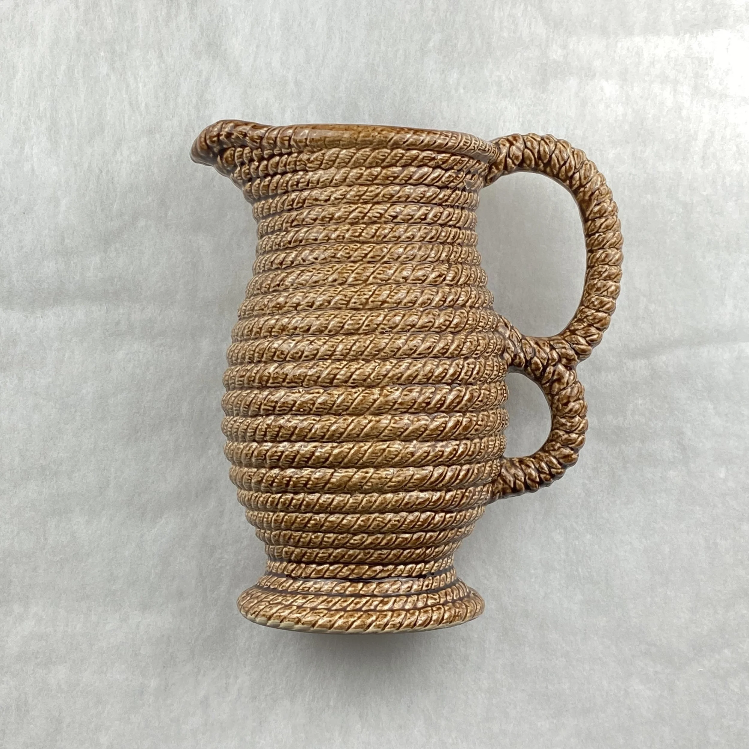   GAY object 003  Govancroft water jug with rope design 