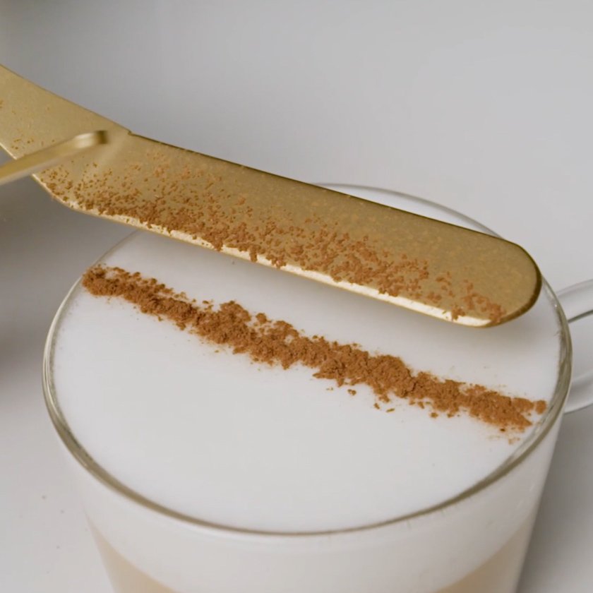 4582_SB_RECIPE REFRESH_CAPPUCCINO_STEPS_840x840_STEP 5.jpg