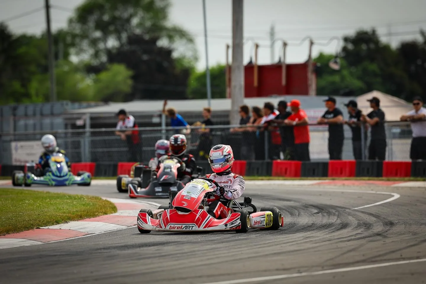 Working hard all weekend to go fast but the true hard worker was this tire. God bless it&rsquo;s soul 🙏🏻
&bull;
&bull;
&bull;
#rotaxisback #mojotires #redarmy #primepowerteam #birelart #backinthegroove #chooton #karting #racing #workin