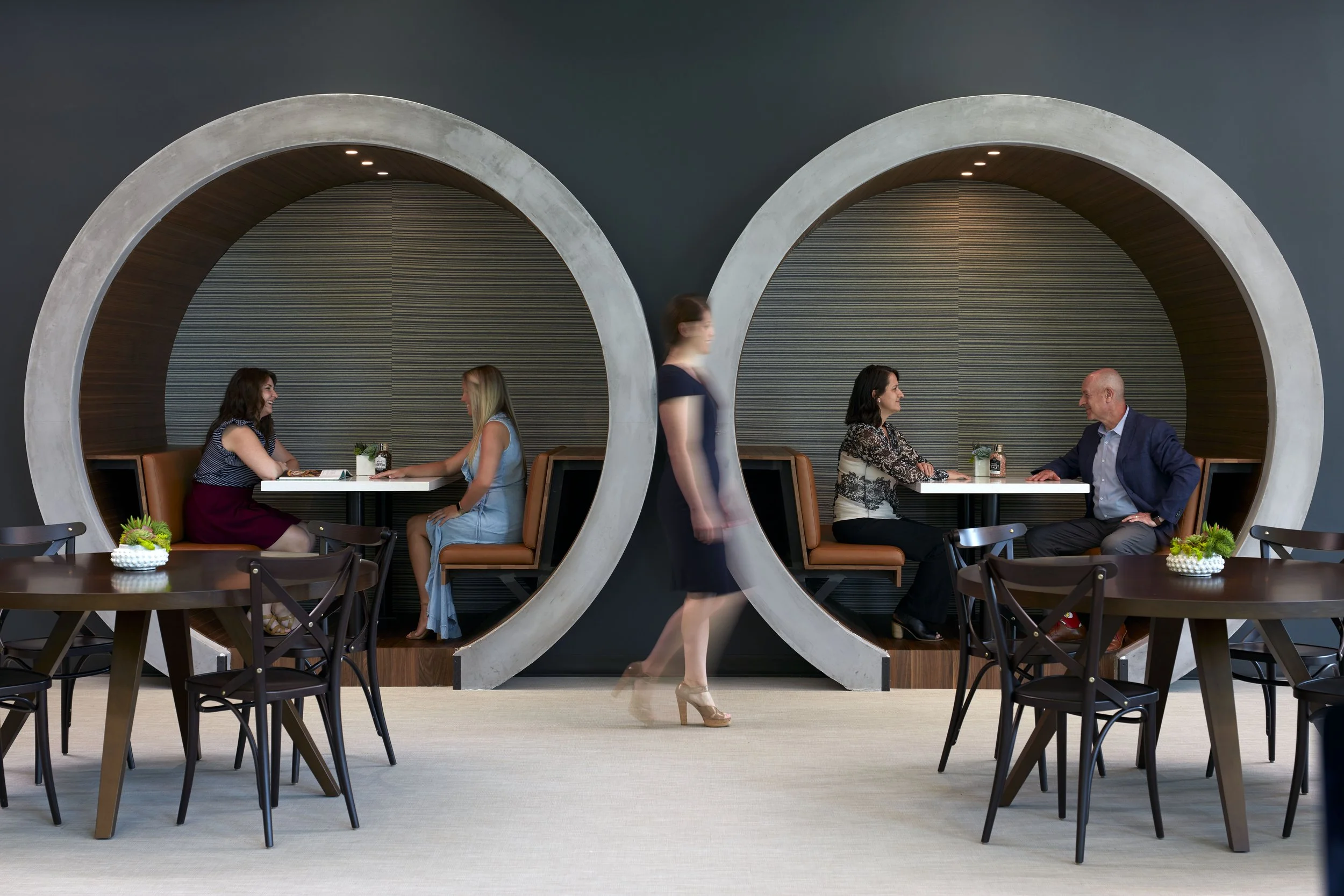 HD Supply_Dining_Focus_Small.jpg