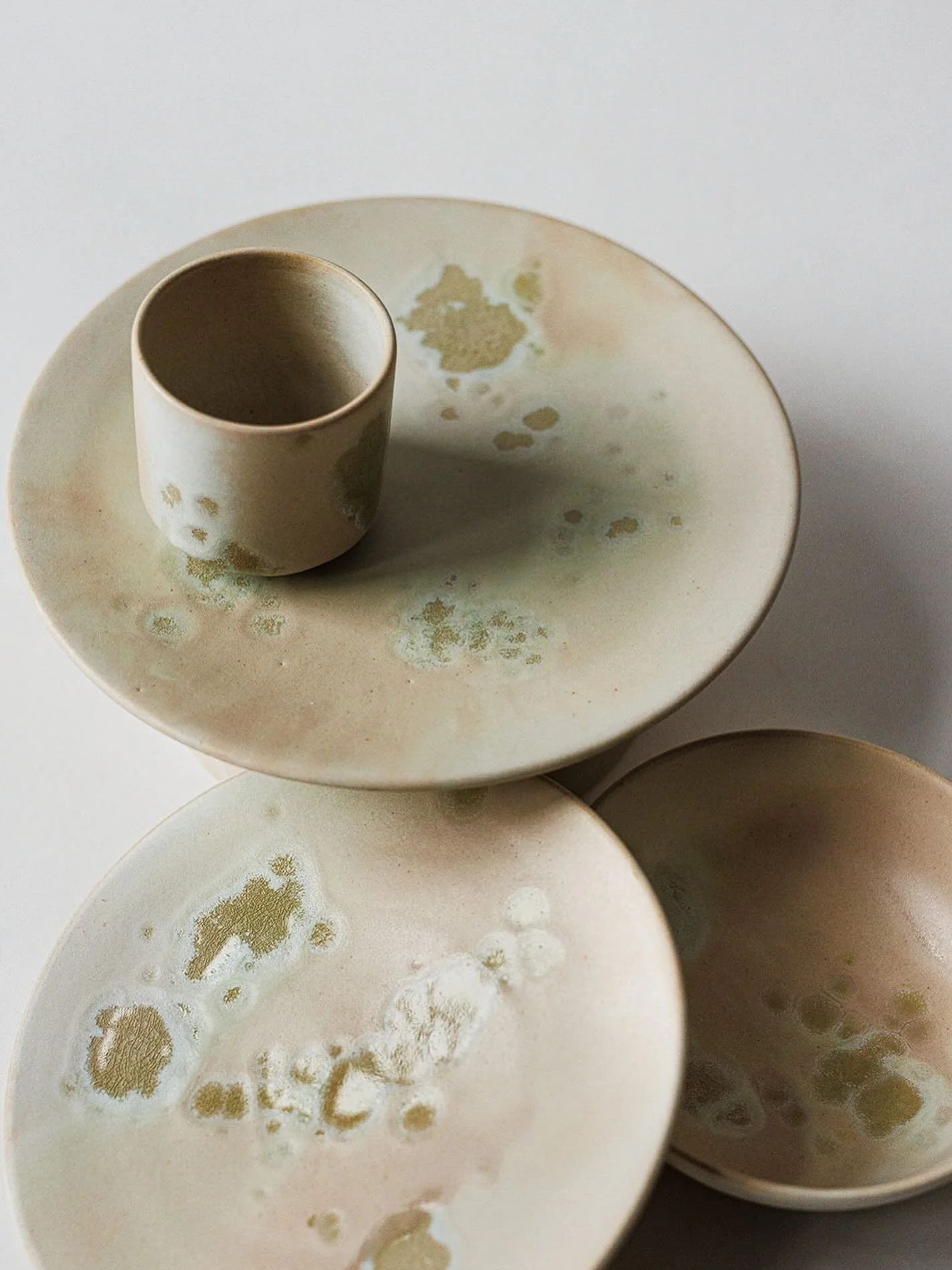 Pink Mold - a glaze that I came up with after seeing a pink/orange fungus on a tree in the forest. Also during the same time I kept finding strange colorful molds in the fridge of our studio, mmmm! You choose: forest or fridge mold? Anyway, I will be