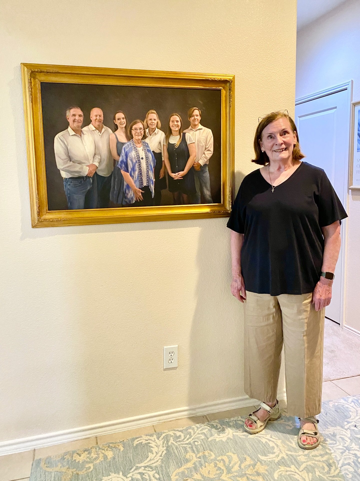 Priceless

When getting all the people you love together in one photograph is almost impossible, that image means the world to you. This is the situation Mary had. 

Mary had one image of the people she loved most on her phone, but she wanted to disp
