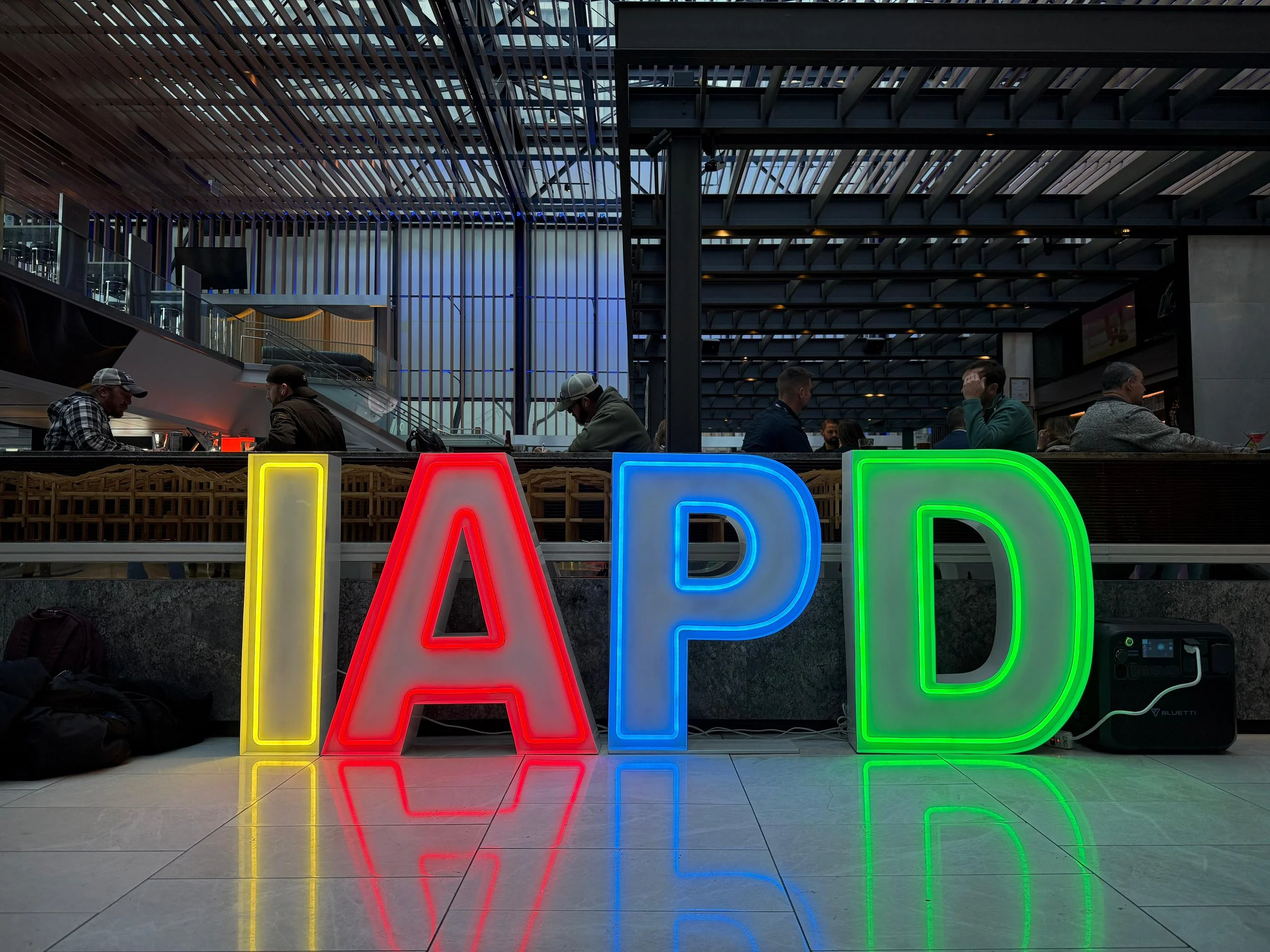 LED Letter Rentals Chicago | LED Glow Getters | Starting at $90