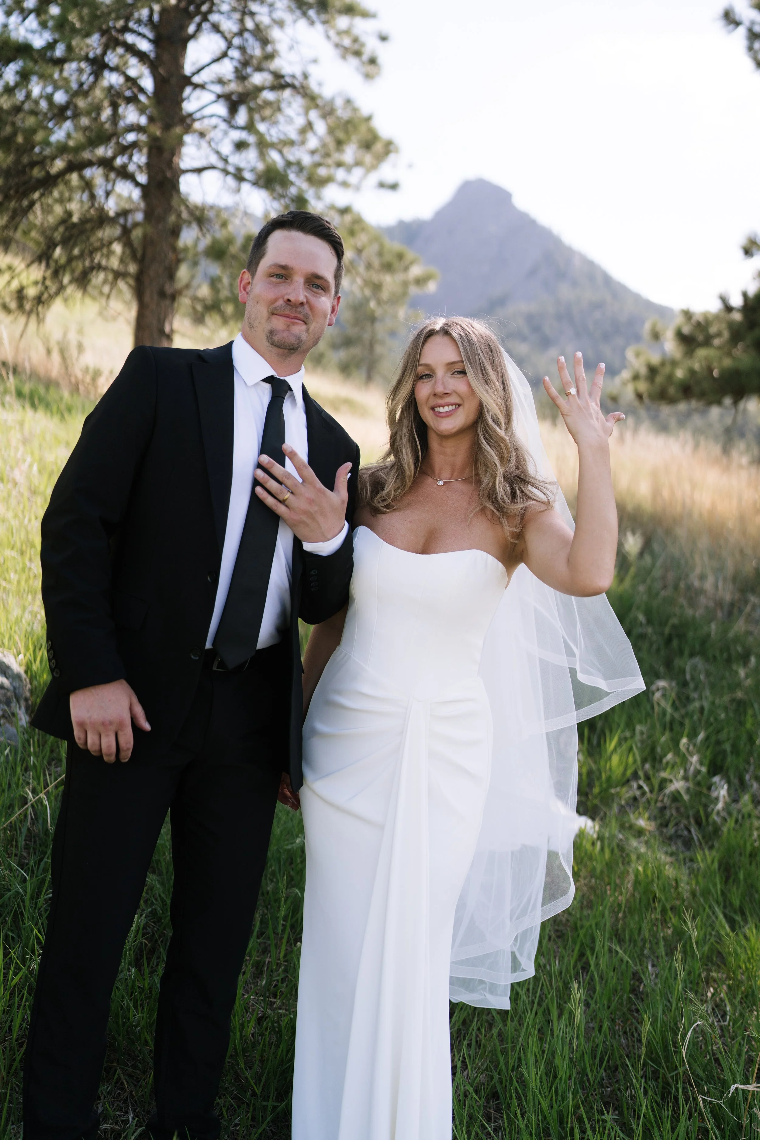 https://www.lindsayjeanphoto.com/home/