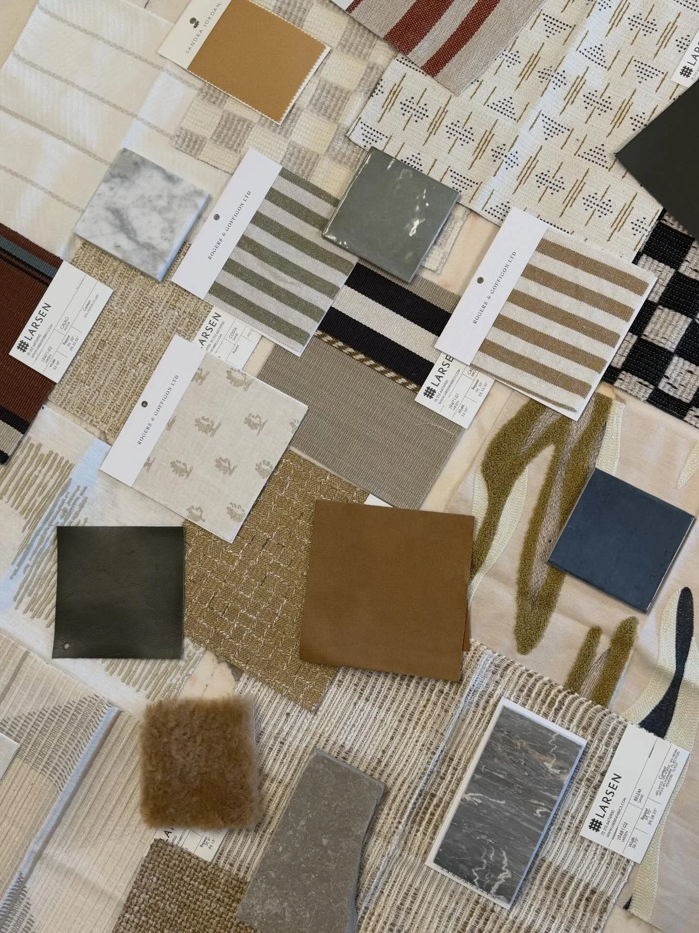 Dear Future Client, 

We&rsquo;re ready for your mountain chalet, beach retreat, city escape, and of course, your primary residence in Italy! 😉 

#yearofthehorse #interiordesign #chinesenewyear #color #pattern