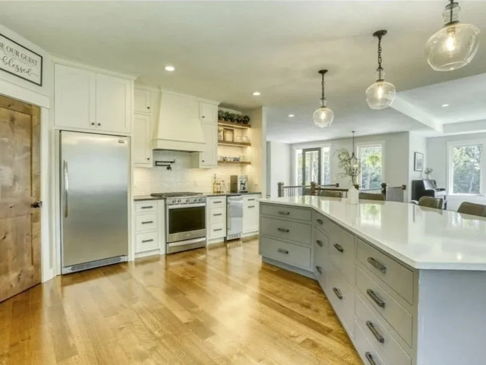 kitcheninterior.jpg