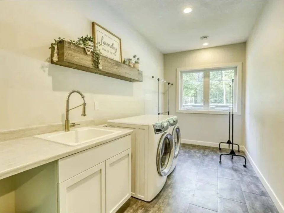 laundryroom.jpg