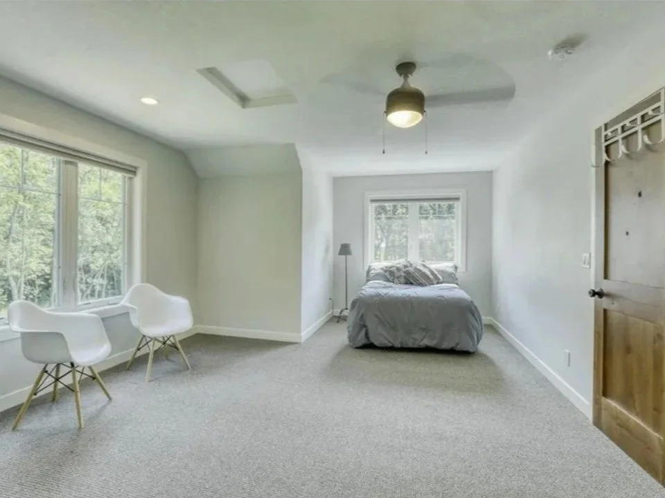 secondbedroom.jpg