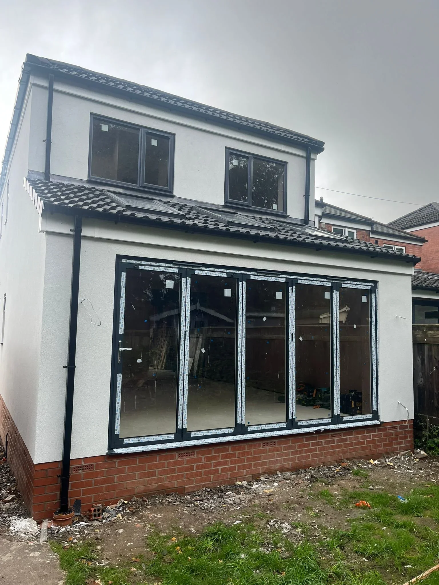 Bi-Fold or Sliding Doors: Choosing the Right Option for Your Extension