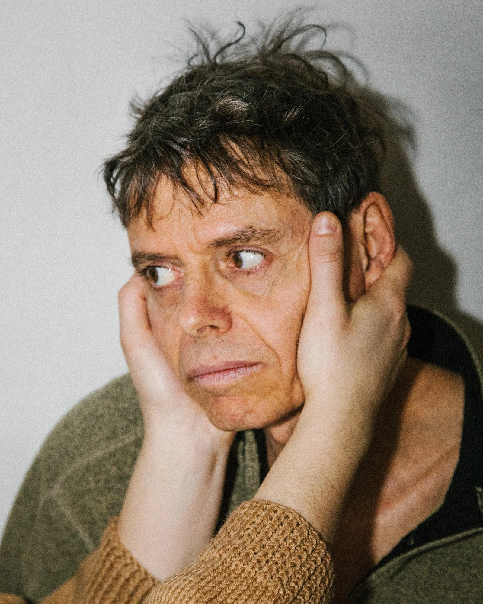 Heintzelman_Holding IV.jpg