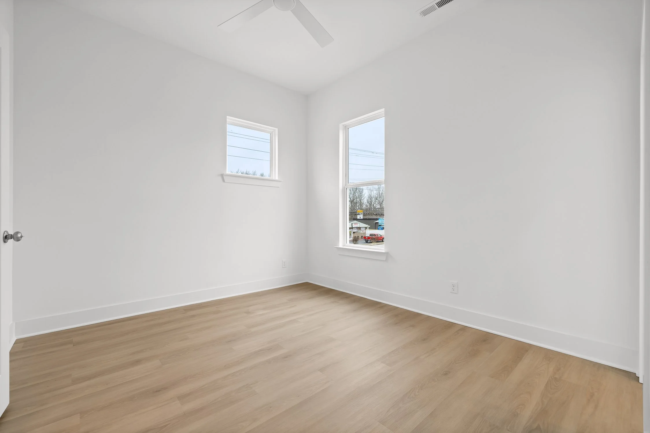 24-530 W 35th-23.jpg