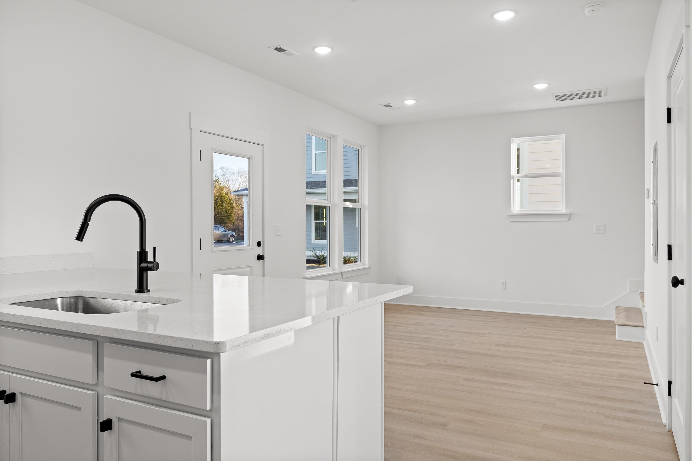 21-5214 Northpoint-21.jpg