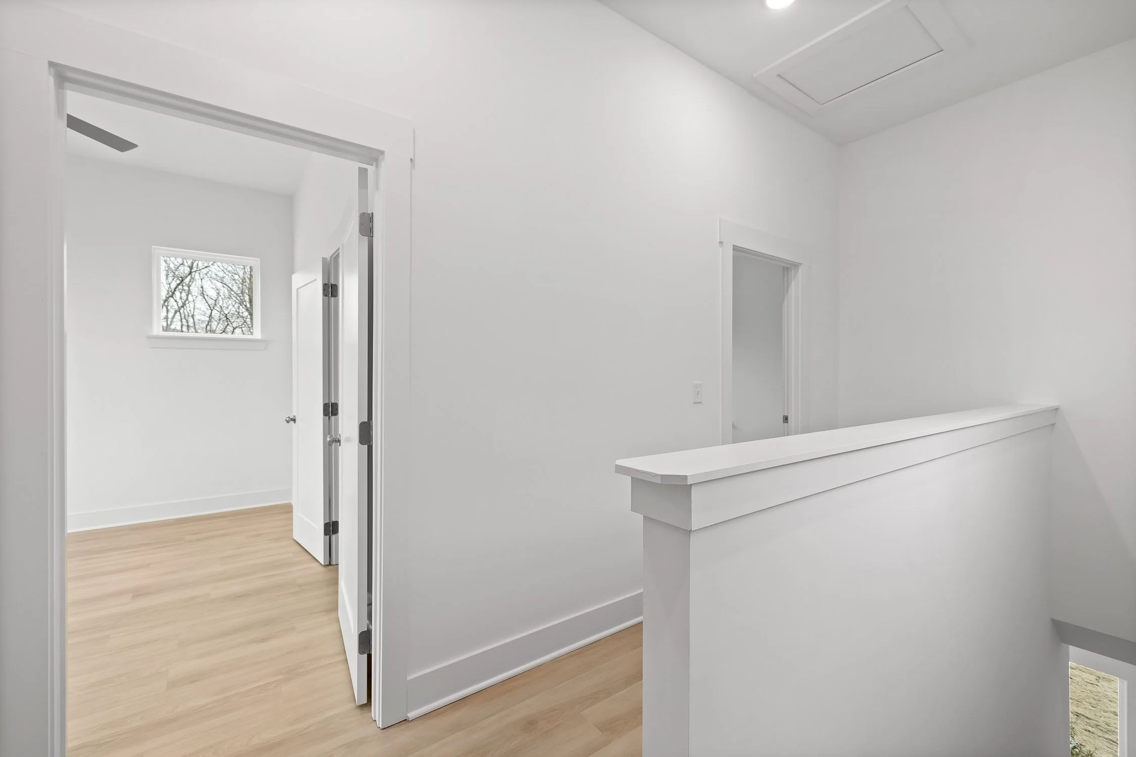 27-530 W 35th-26.jpg