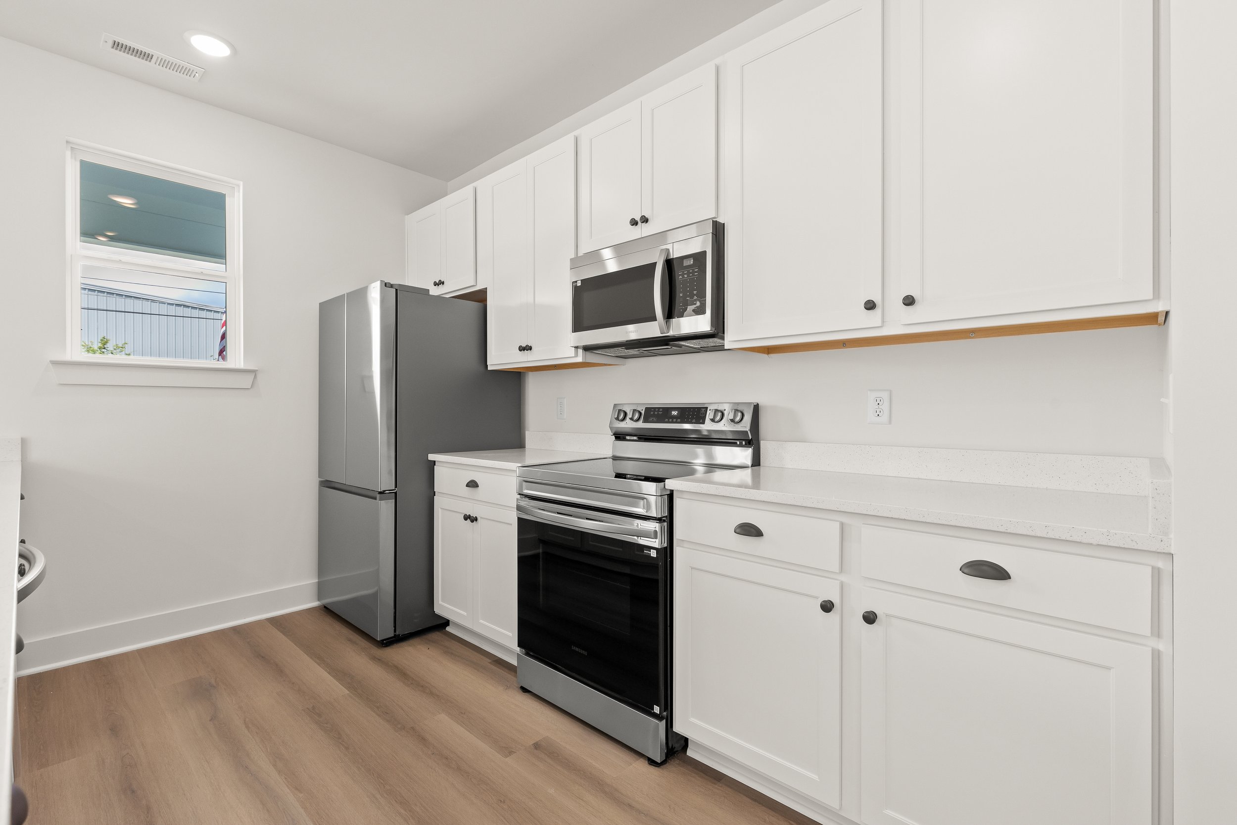 24-w 35th st -15.jpg