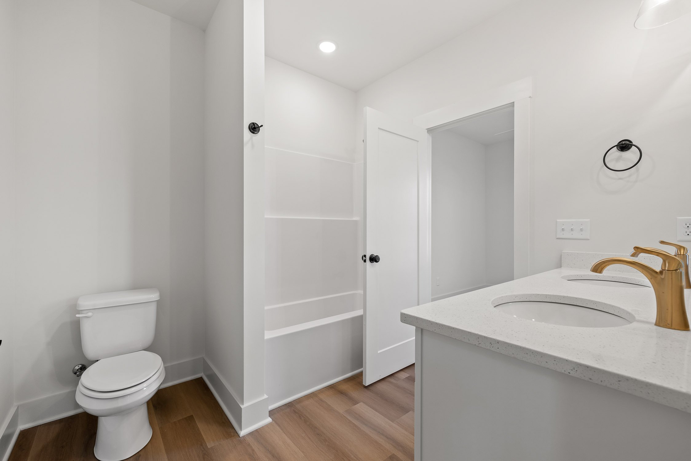 25-5112 Northpoint-25.jpg