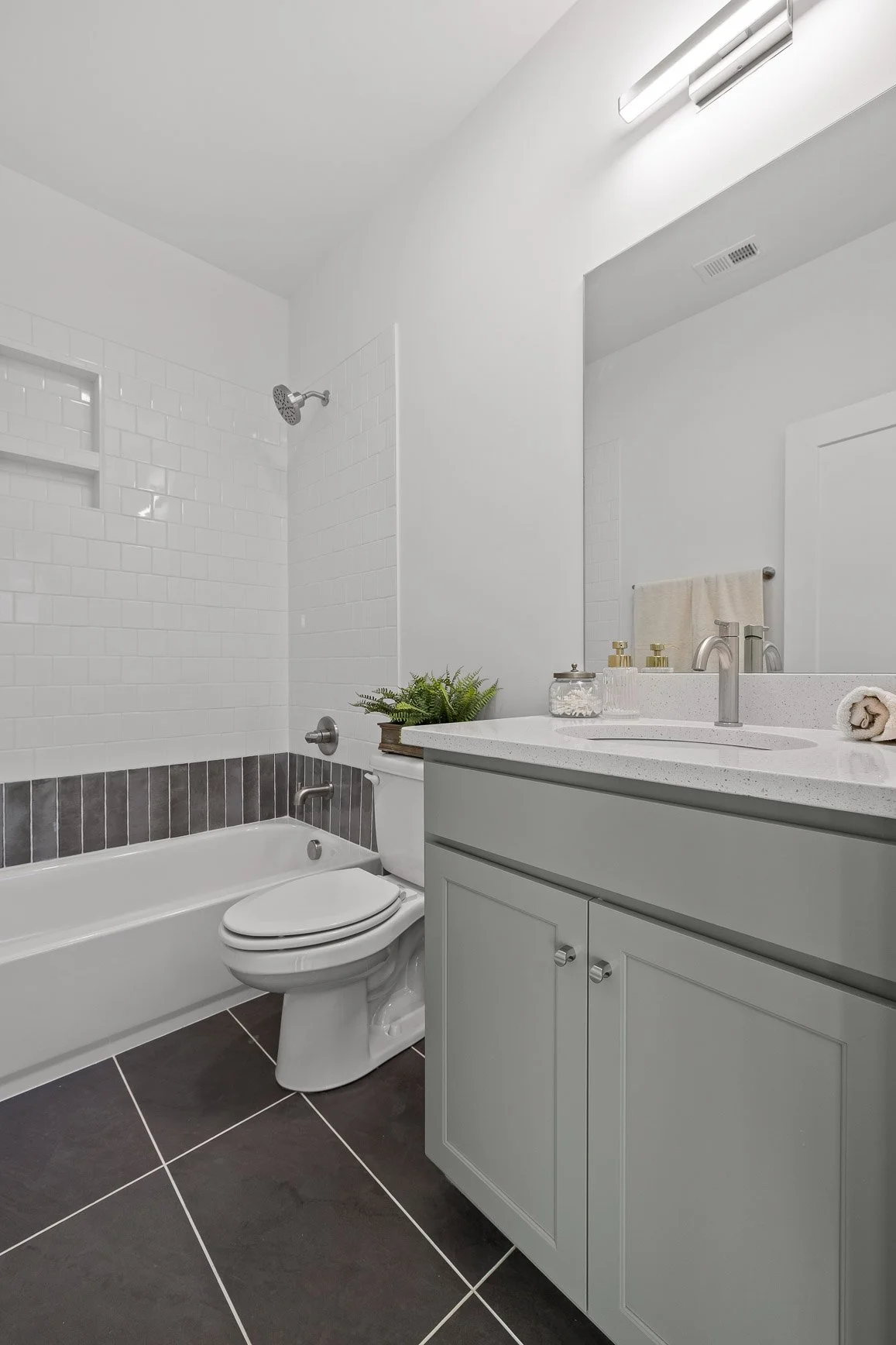 31-5106 Northpoint-31.jpg