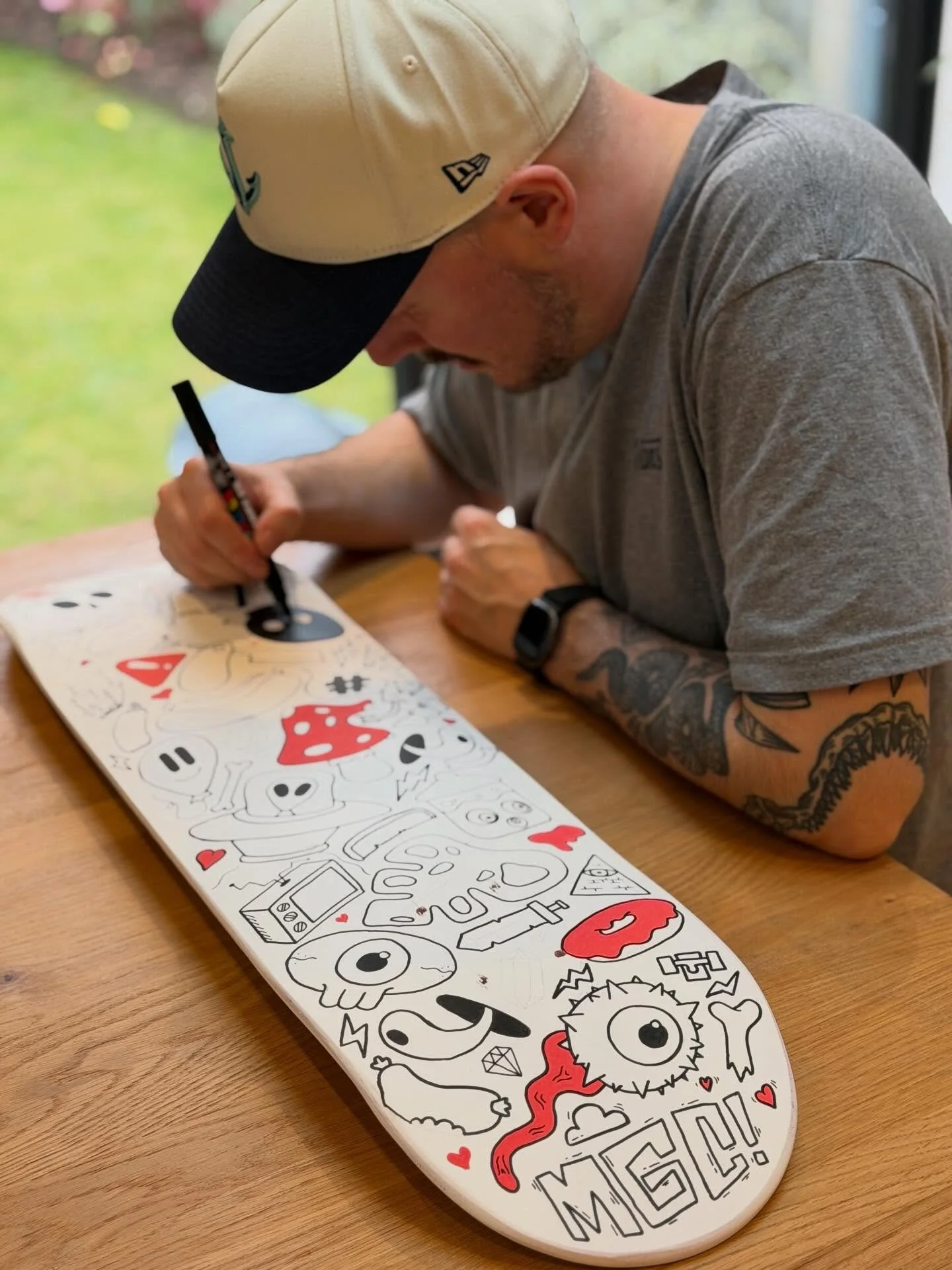 This was such a fun project to work on for my great friend @clay.barbers. Here&rsquo;s a little BTS shot mid project. 

Happy Egg Day everyone! 🪺🐣

#behindthescenes #customartwork #handdrawnart #skateboardart #personalisedgift