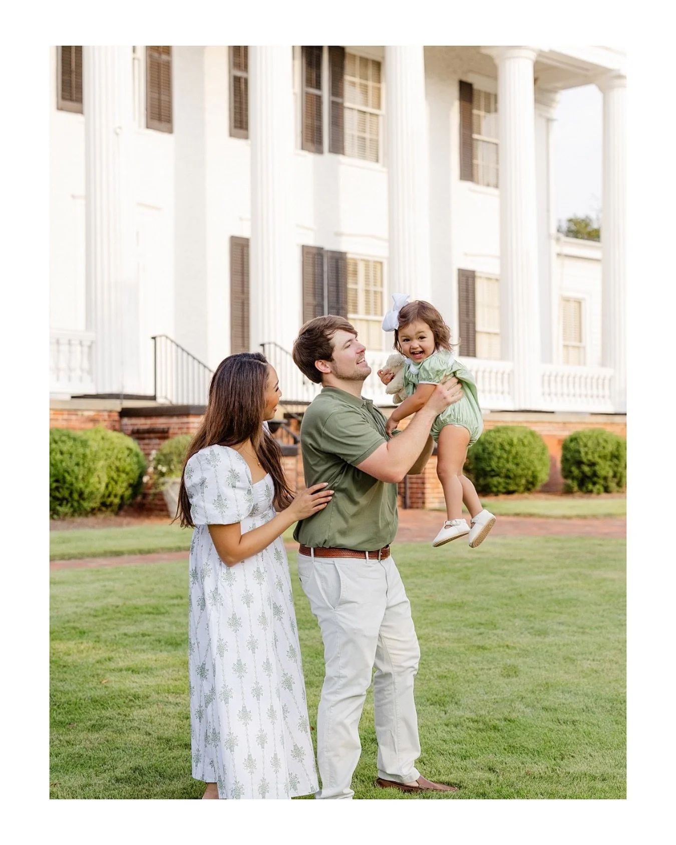 Happy birthday to my best friend in the whole world! 🥹🤍🤍The sweetest husband and the best daddy! Me and Emmy are so blessed to be able to love you every day! 🎂