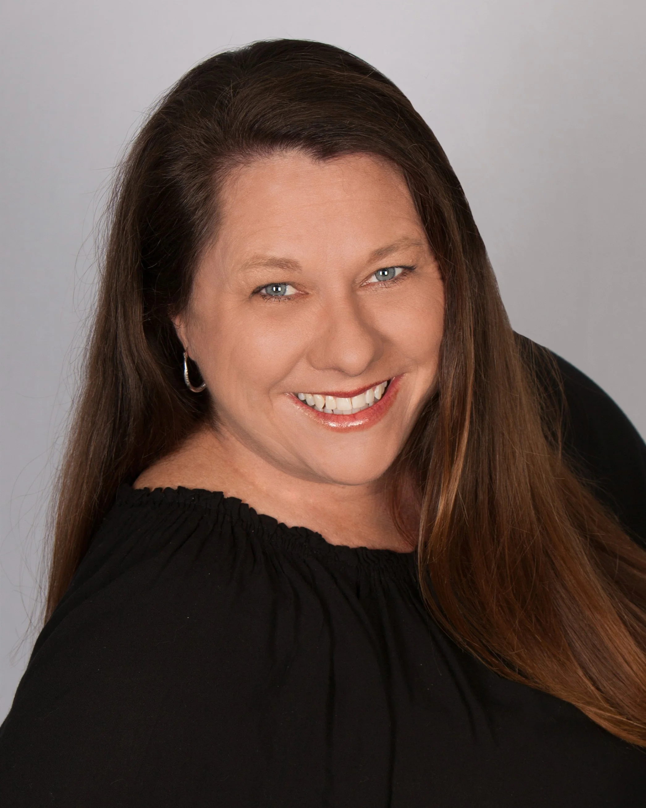 Lara Bellistri, Box Office Manager