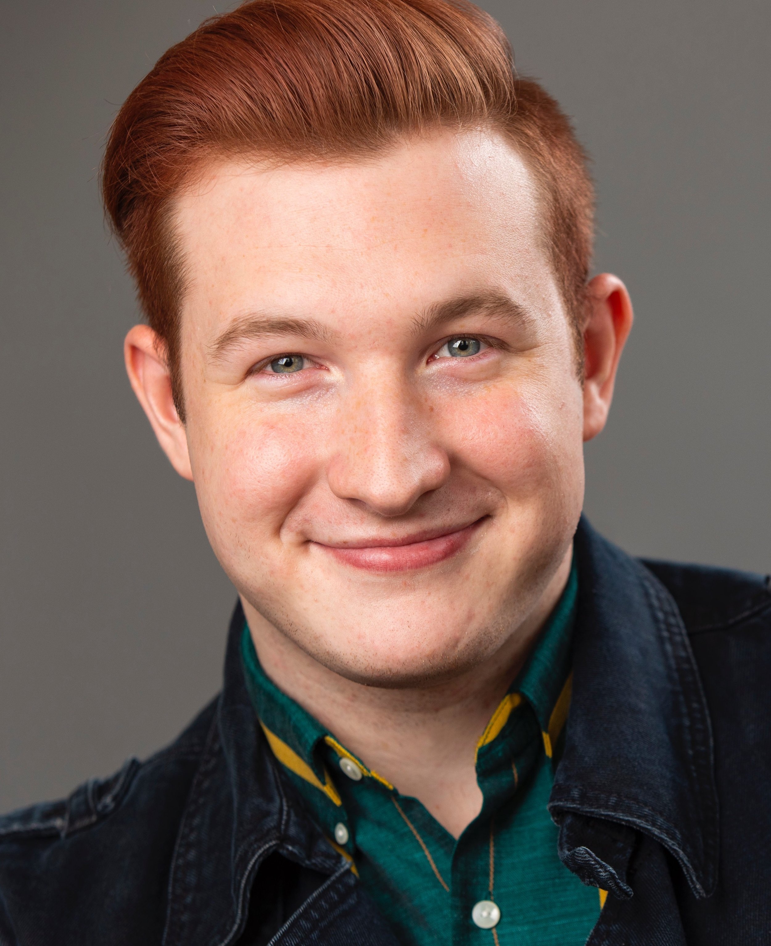 Eryk Bluto as Andy Lee