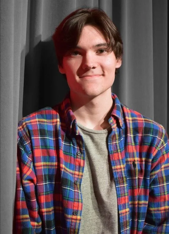 Rece Pope as Male Ensemble Swing