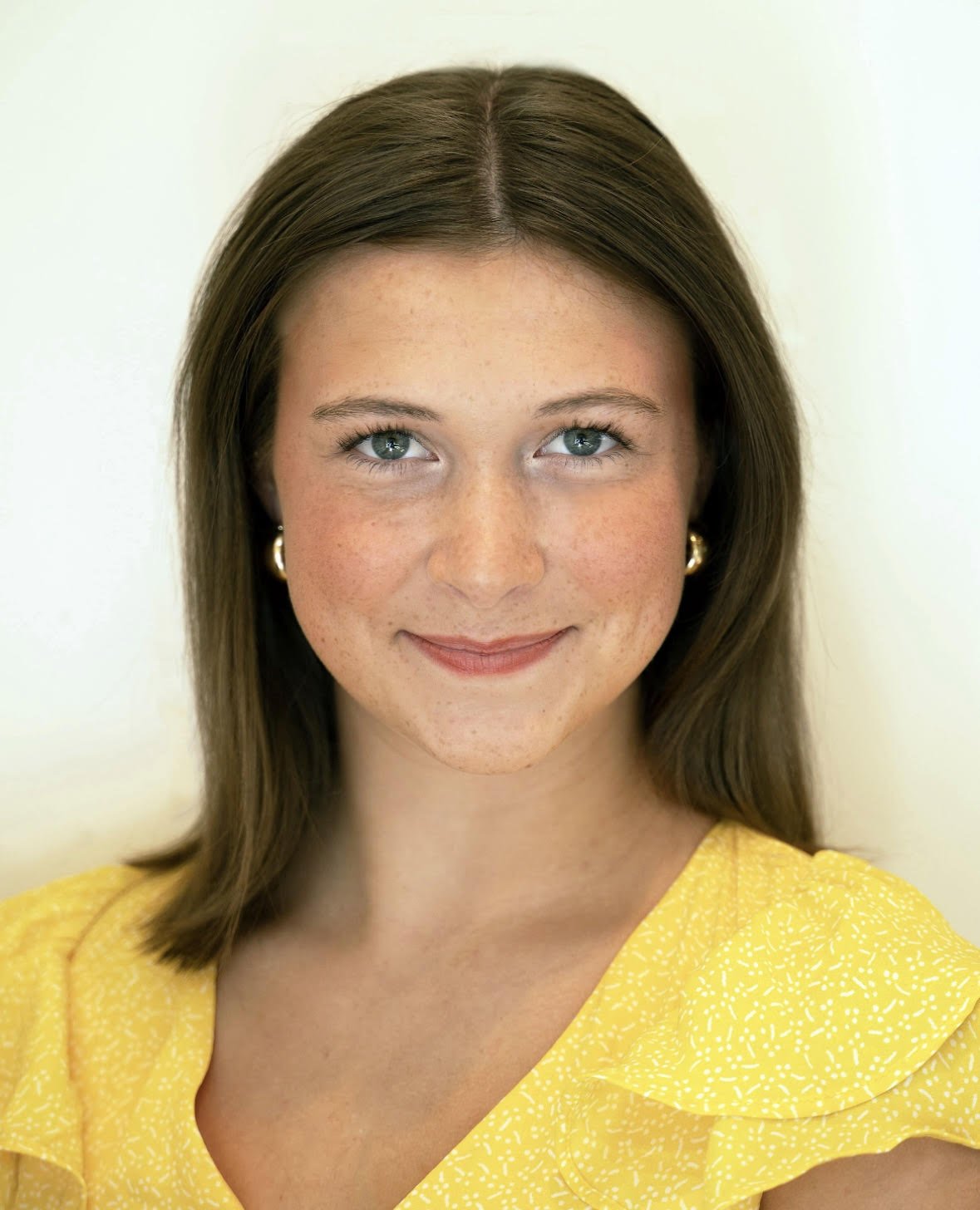 Brooke Rhue Female Ensemble Swing