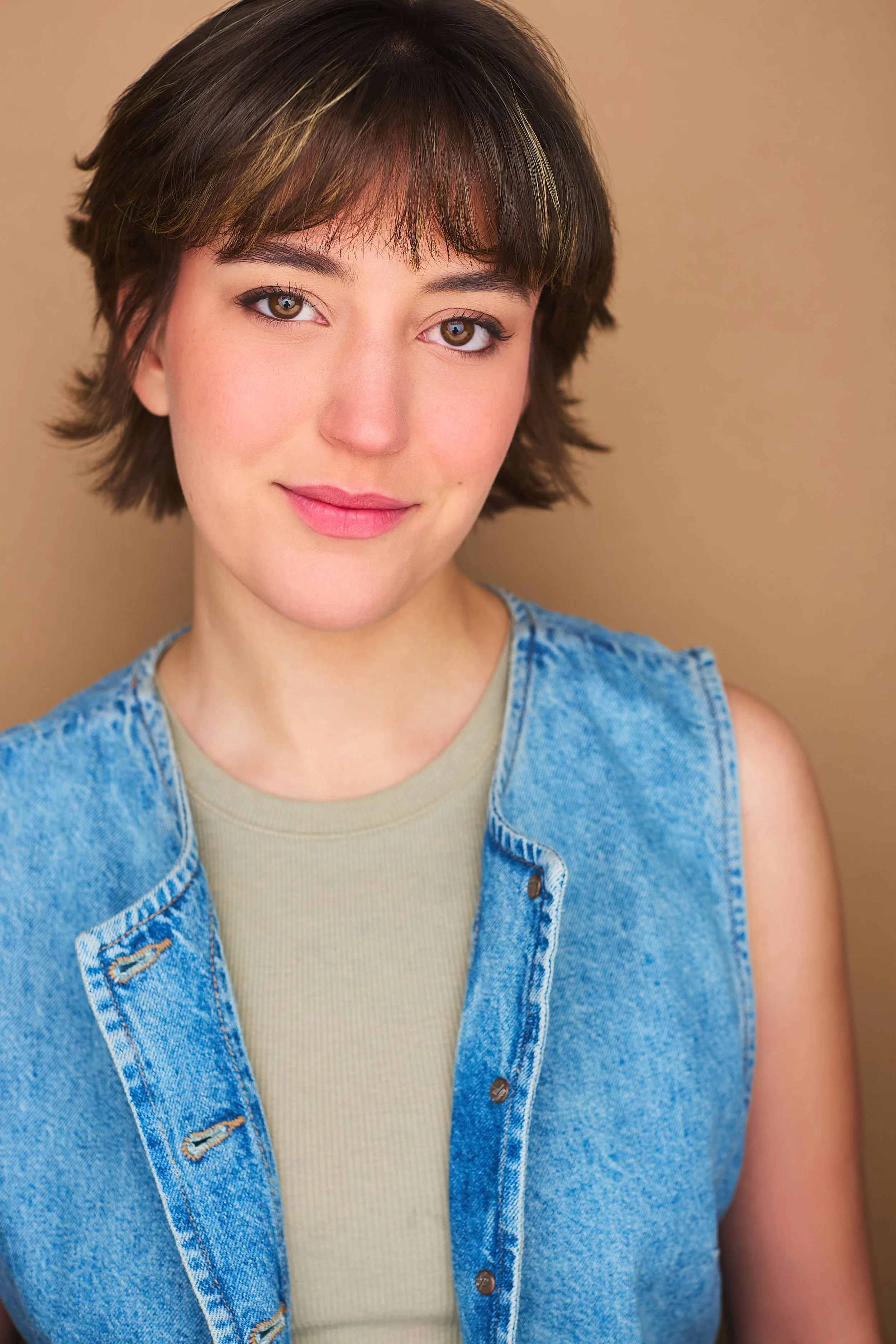 Sydney Freihofer as Dorothy Brock