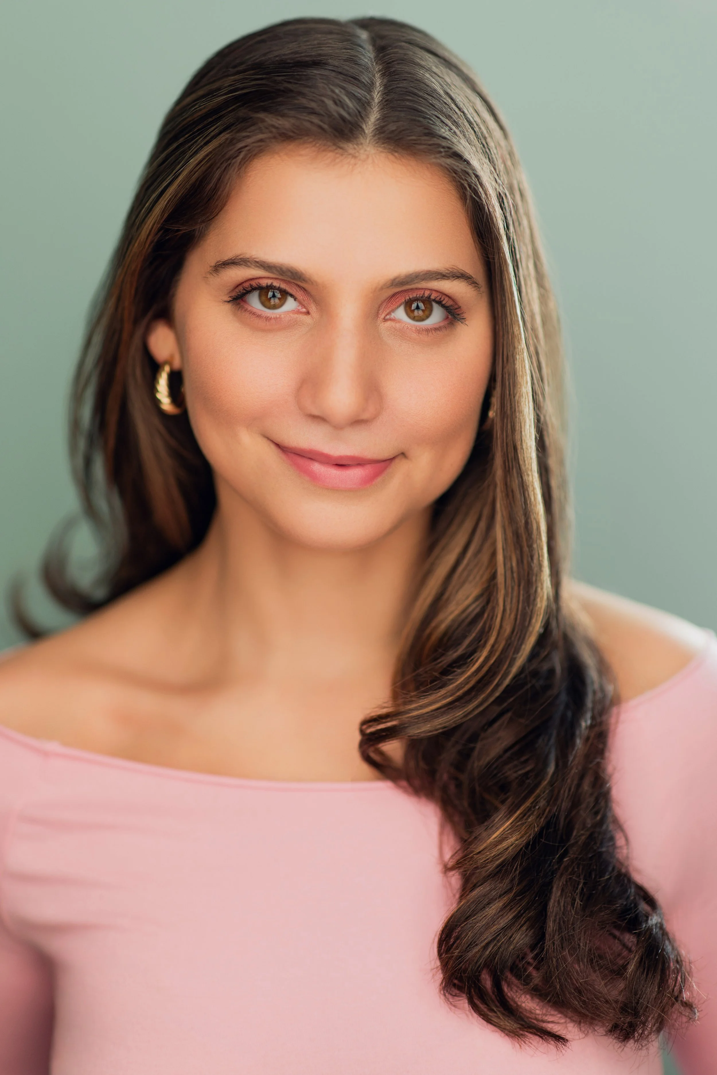 Mia Goodman as Zoe Murphy
