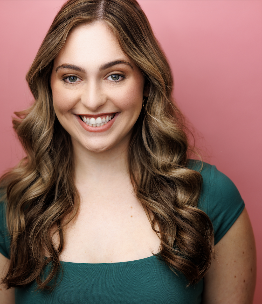 Madison Winkler as Ensemble (Lady Cover)