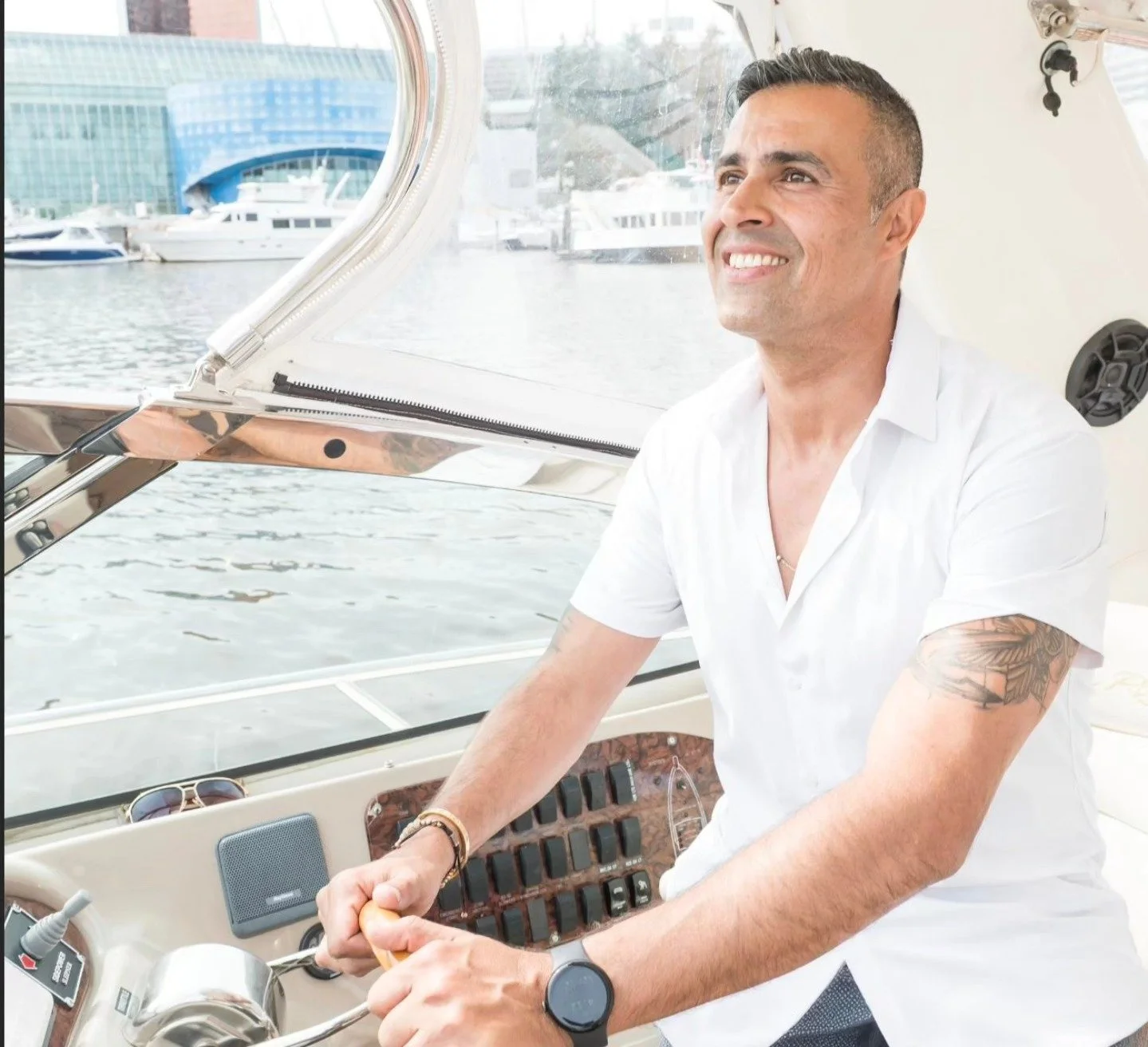 A trained and qualified captain is a must. With 15 years of experience, i will personally make sure you and your guests are well taken care of.