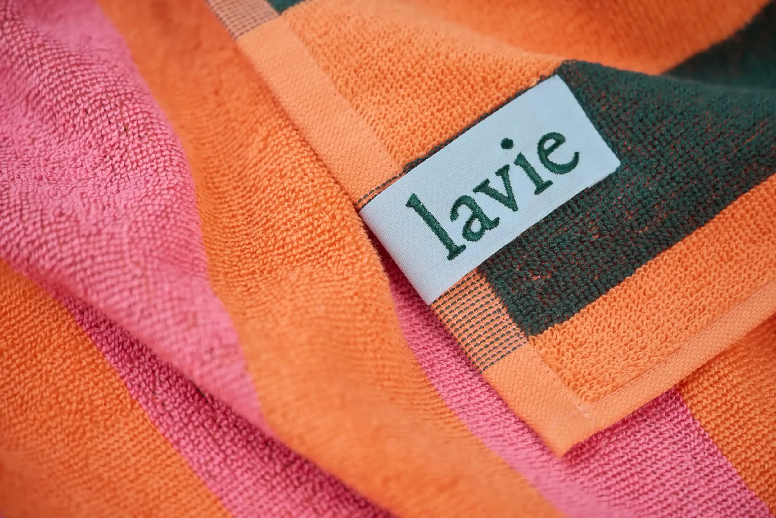lavie-Pepa-coral-Detail-05-scaled.webp