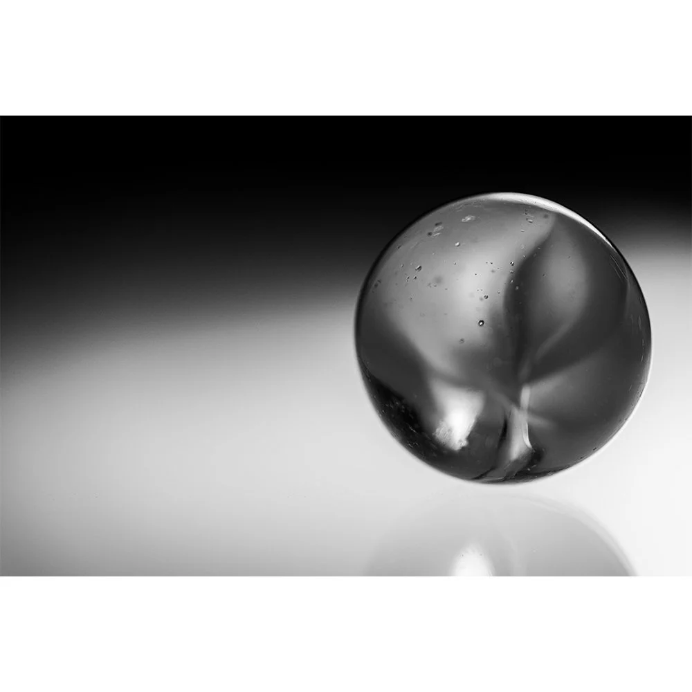 GLASS- MARBLE CATS EYE 16mm BW #1329-Web.jpg