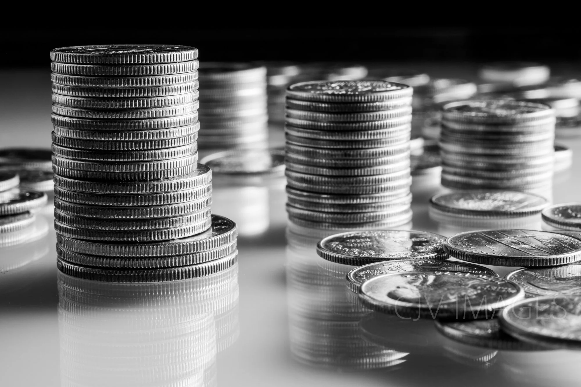 CURRENCY- QUARTERS STACKS BW #0844