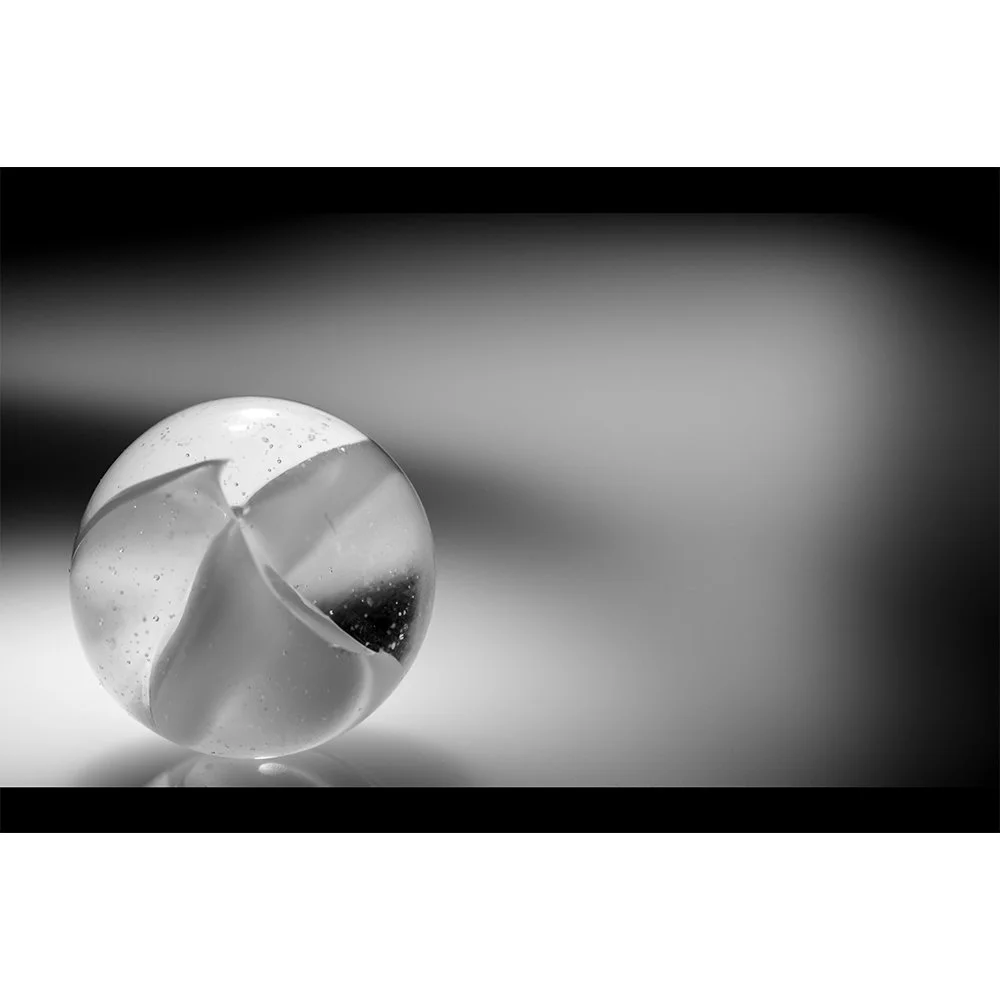 GLASS- MARBLE CATS EYE 16mm BW #1335-Web.jpg